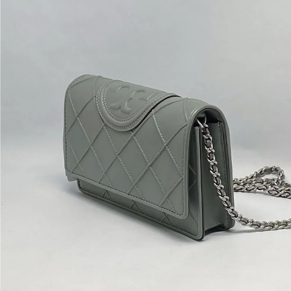 Tory Burch Fleming Soft Chain Wallet Bag